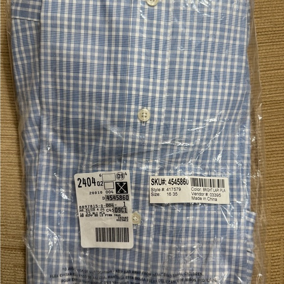 (Never opened) Lands' End Men's Blue Checkered Shirt - Picture 2 of 4